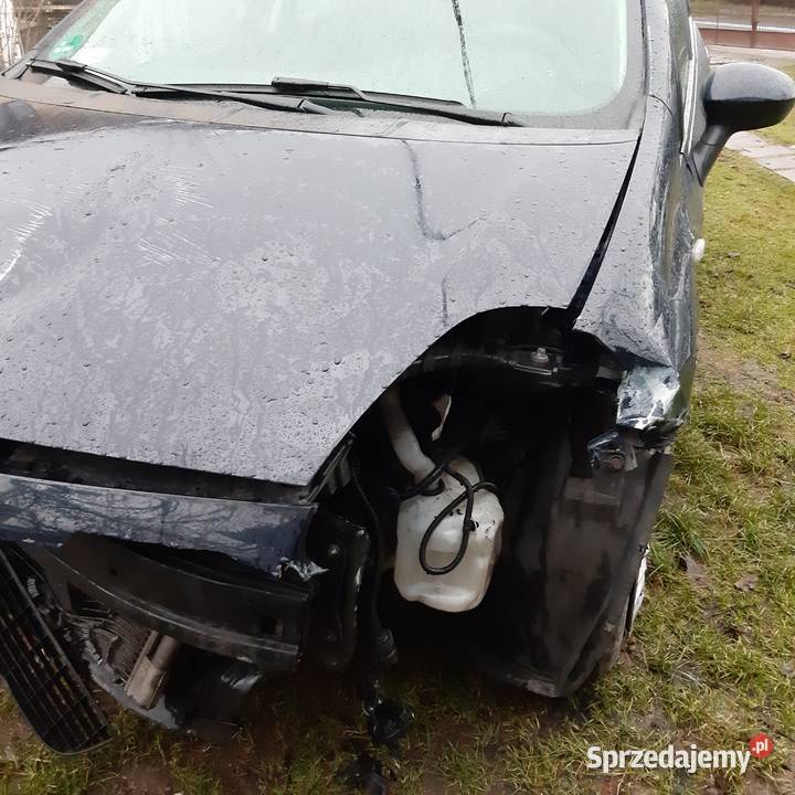 Fiat Grande Punto uszkodzony przód MP3