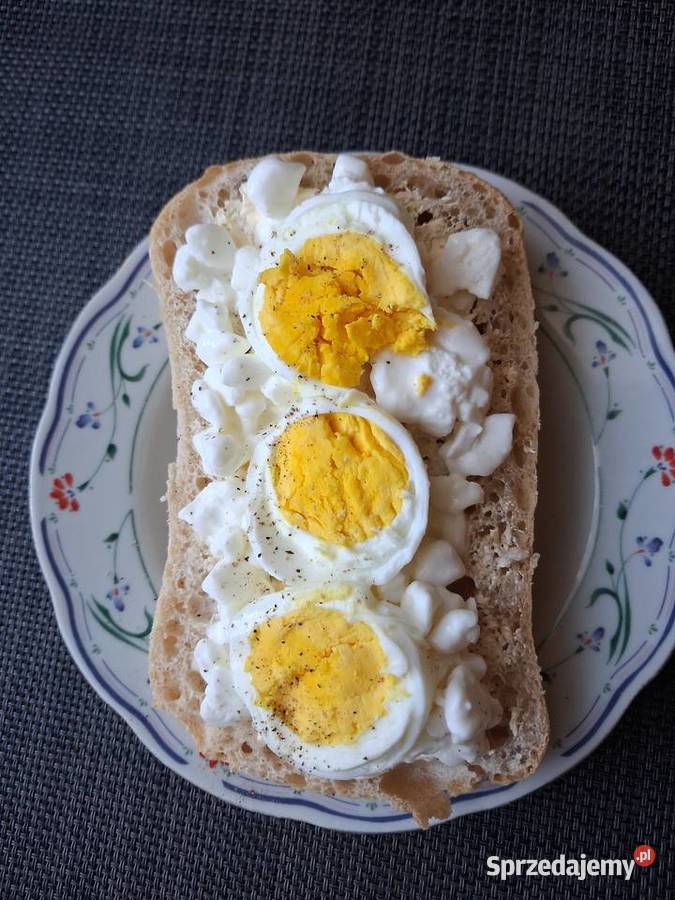 Jajkanadwyżka młodych kurek Jaja Gawłuszowice