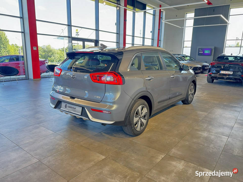 Kia Niro L 16GDI hybrid 141 DCT 2016 r salon Samochody osobowe Myślenice
