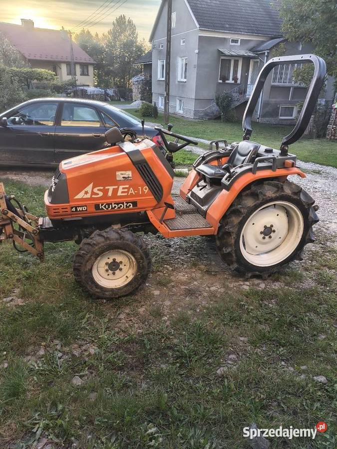 Traktorek 4x4 Kubota Aste A19 Hinomoto CX19 pług podkarpackie