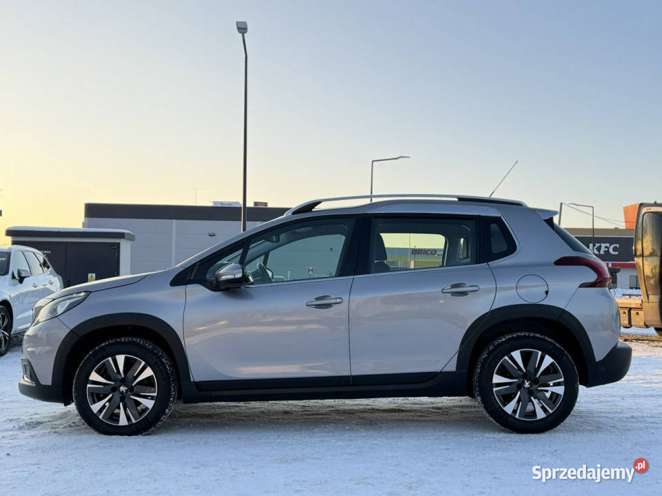 Peugeot 2008 12 110 LED Nawigacja Półskóra nieuszkodzony Mrągowo sprzedam