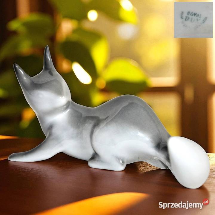 Wiewiórka szara Royal Dux Bohemia lata 60te Porcelana i szkło mazowieckie Warszawa sprzedam