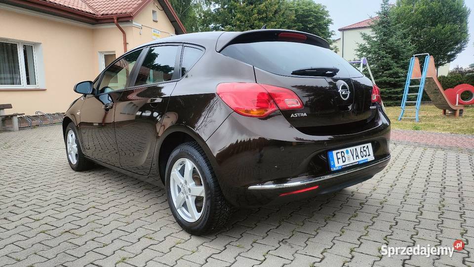 Opel Astra J Benzyna Super Stan Opłacona Chełm