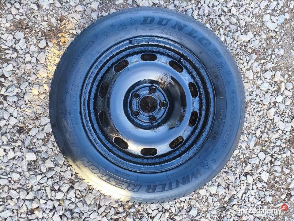 Felgi stalowe 15 opony zimowe Dunlop 19565r15 Gołyszyn