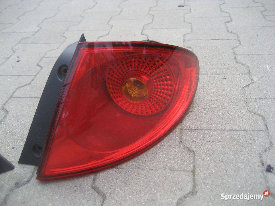 seat toledo iii 3 0409r lampa tył lewa prawa osobowe Rakoniewice sprzedam