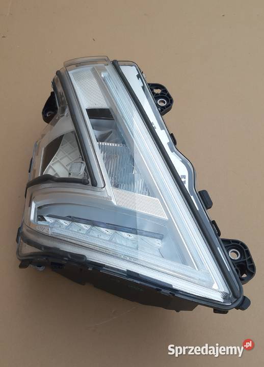 VOLVO FH5 REFLEKTOR PRAWY FULL LED LAMPA PRAWA lubuskie Bieleń