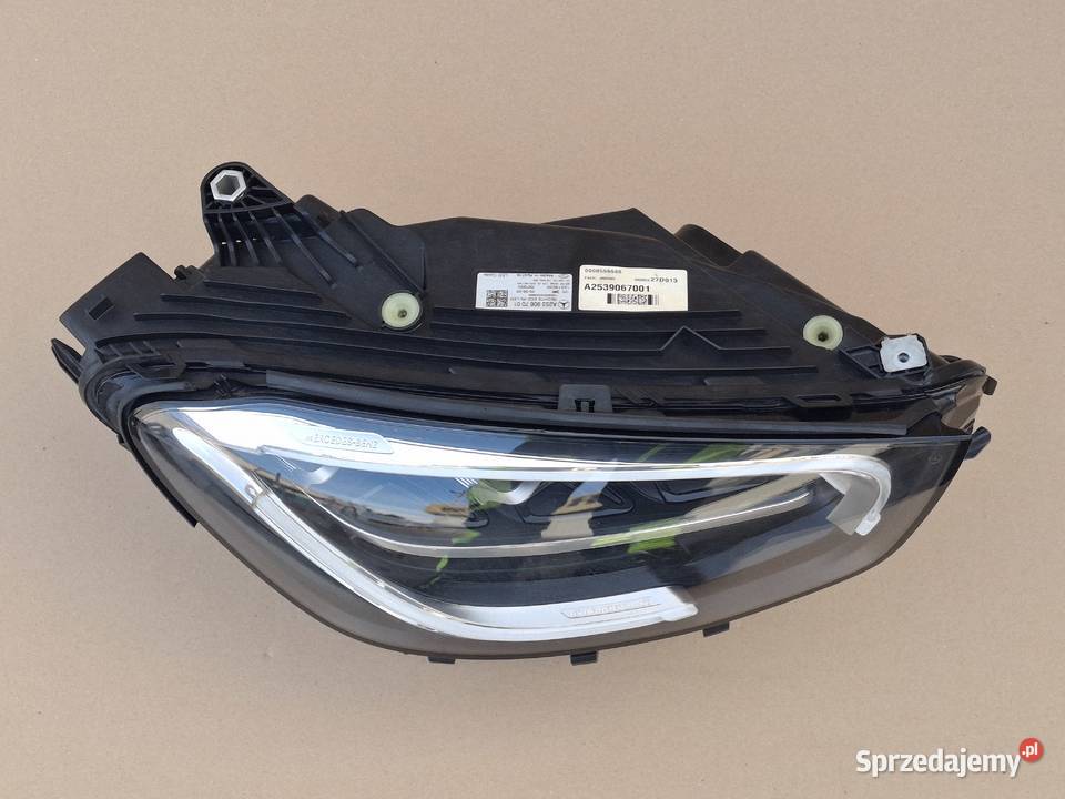 MERCEDES GLC W253 LIFT X253 REFLEKTOR PRAWY FULL Bieleń
