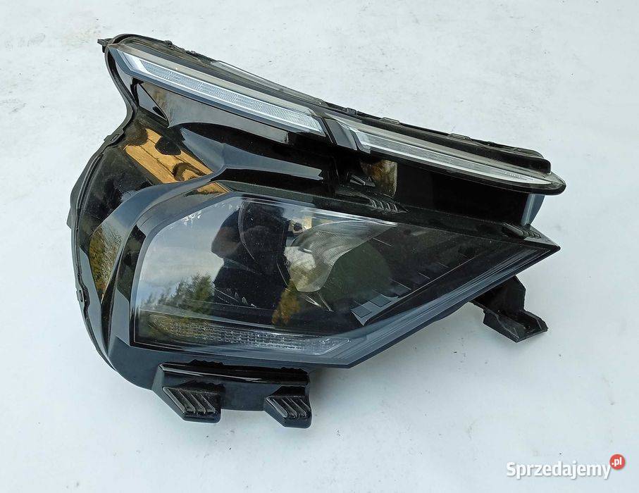 Citroen C4 III Led reflektor lampa prawy przód Przeźmierowo