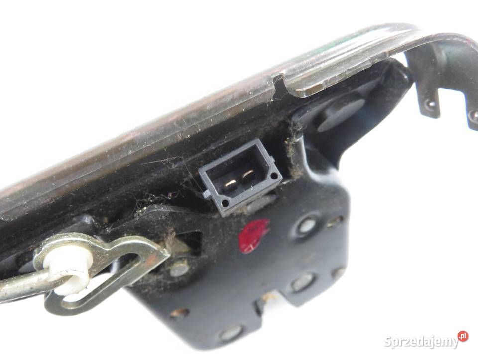 ZAMEK KLAPY AUDI TT 8N0827505A osobowe