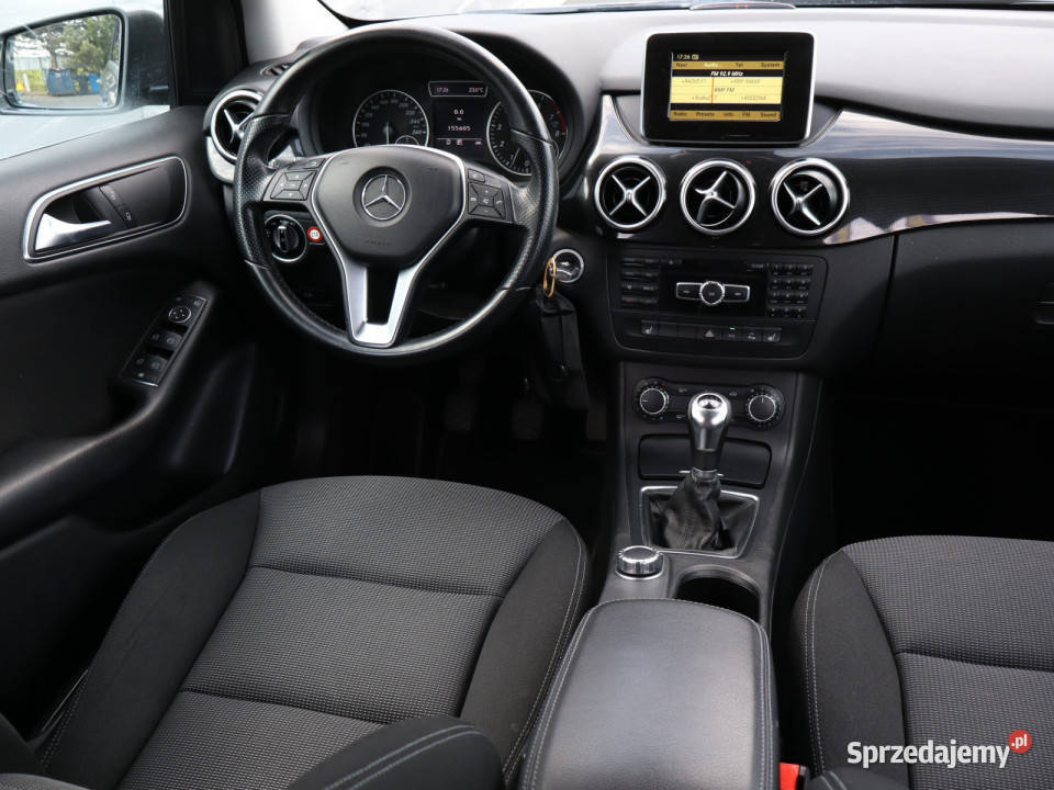 Mercedes B B 180 szary Bielany Wrocławskie