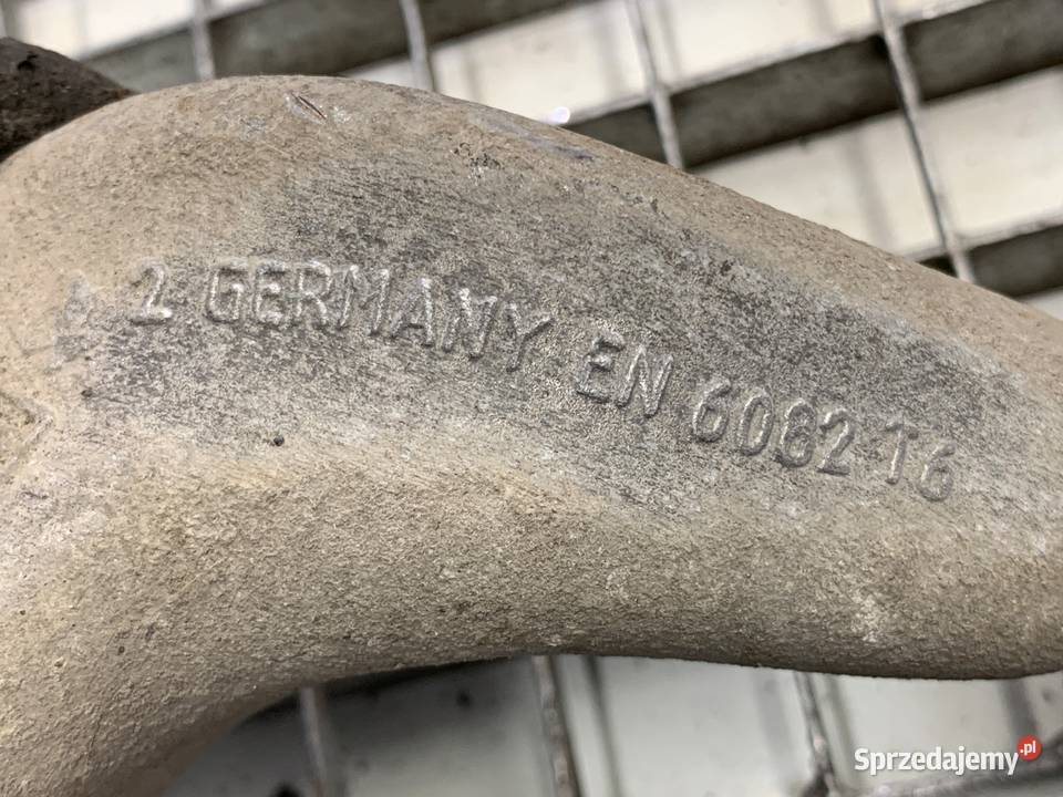 WAHACZ PRAWY PRZÓD BMW E90 SedanLimuzyna 0412 sprzedam