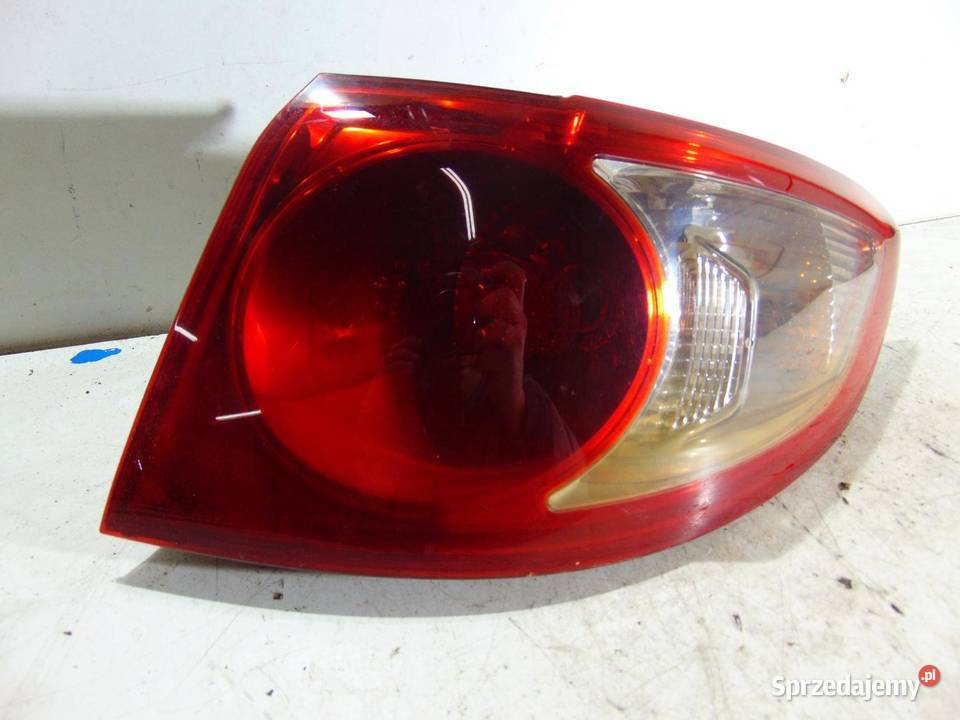 LAMPA PRAWA TYLNA TYŁ 4 PIN HYUNDAI SANTA FE II
