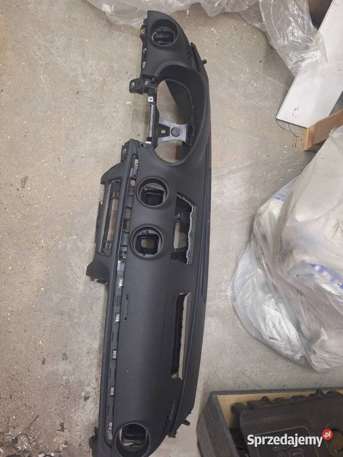 Audi a3 8v osobowe Deski rozdzielcze, konsole małopolskie Szczucin