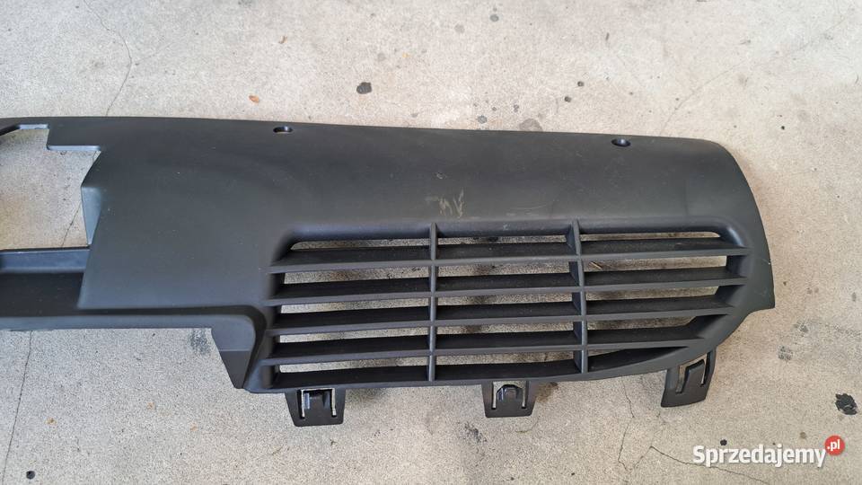 Peugeot 206 antrapa lampa przód L osobowe Leszno