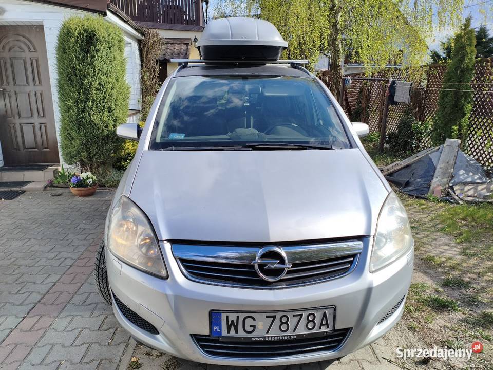 Opel Zafira 19 CDTI 2008 boks bagażowy 430l