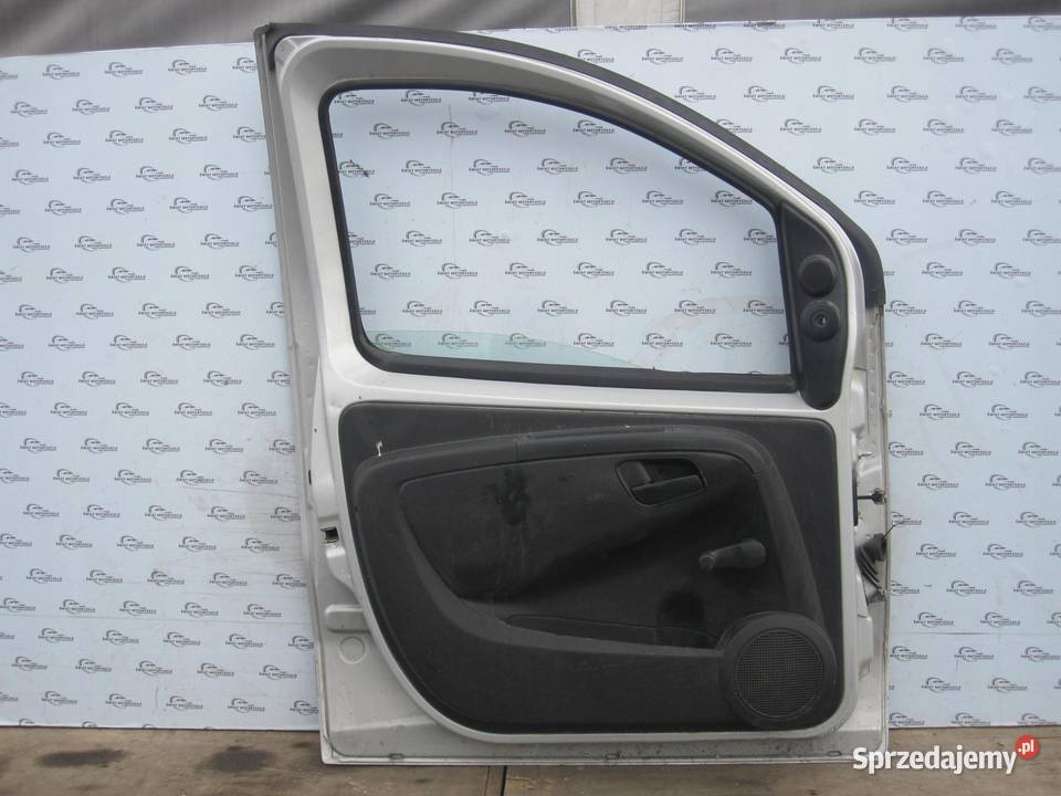 FIAT FIORINO III 12r drzwi lewe przód osobowe świętokrzyskie