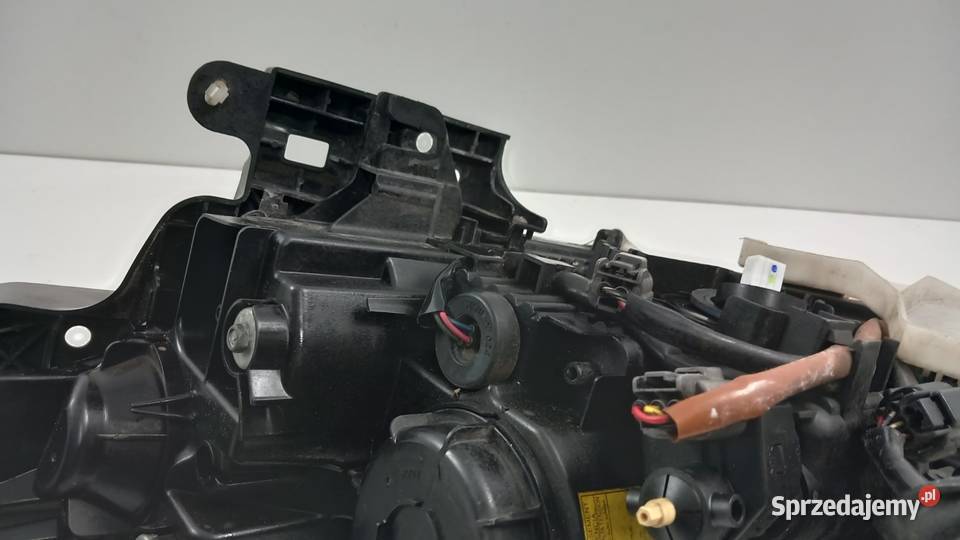 CCROSSER LAMPA PRZÓD PRAWA SOCZEWKA XENON wielkopolskie Zbierkowo