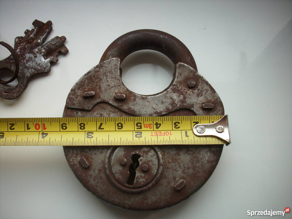 Dużazabytkowa kłódka z PRLu Lipiany