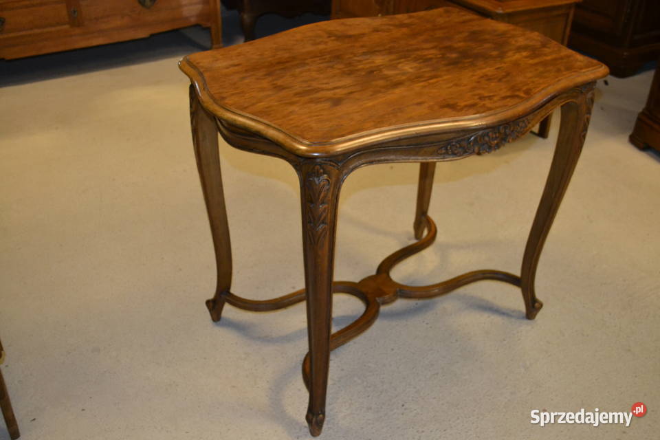 stolik ludwikowski kolor orzech Będzin