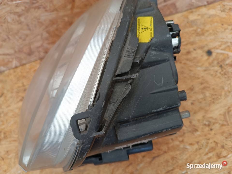REFLEKTOR LAMPA PRAWA PRZÓD EU XENON FIAT 500 07 Nowy Tomyśl