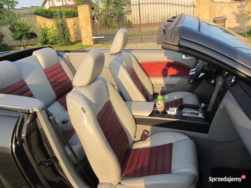 Ford Mustang Cabrio serwisowany w ASO Mustang