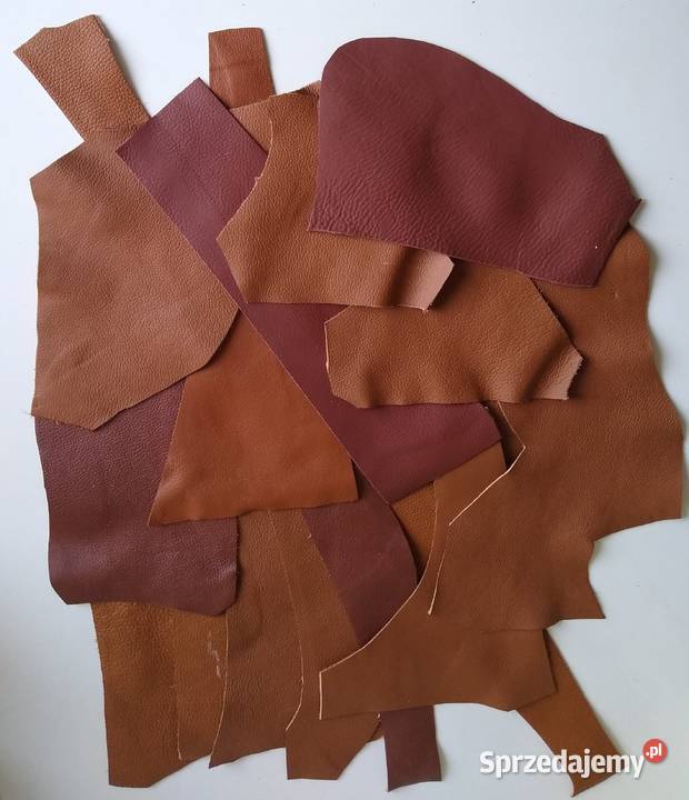 Skóra 446 g Licowa Włoska średnie i małe kawałki pomorskie