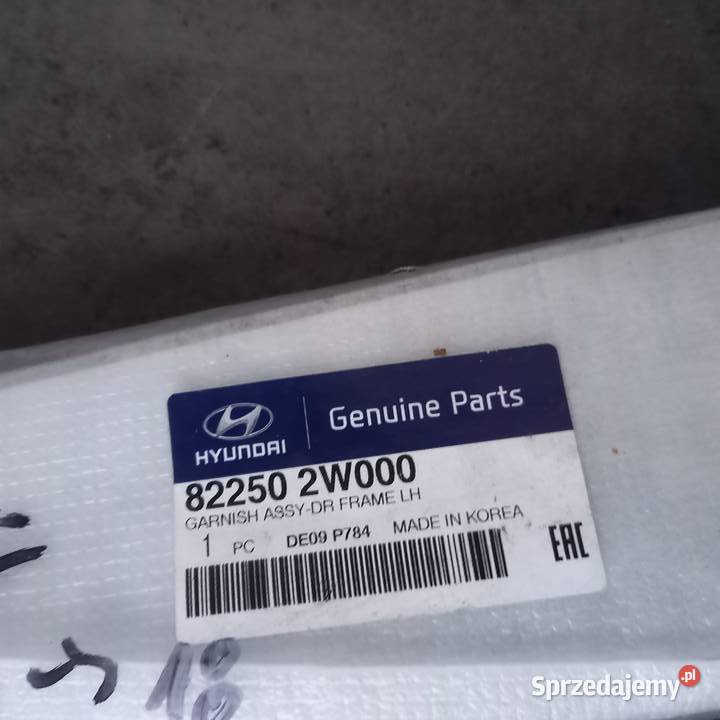 Hyundai Santa Fe 1318r nakładka drzwi 822502W000 Karoseria Stare Babice