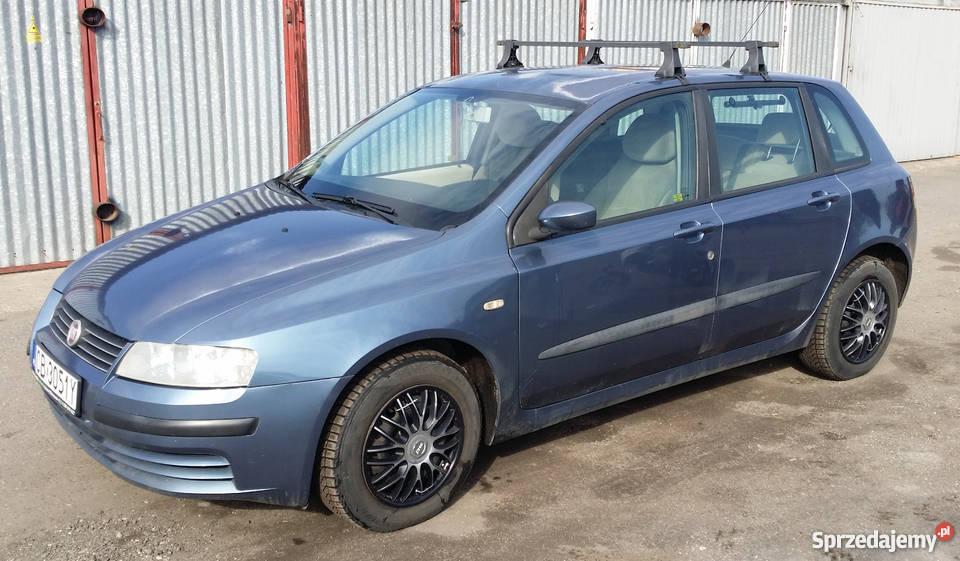 Fiat Stilo 19 JTD 115 2002 hatchback niebieski światła przeciwmgłowe
