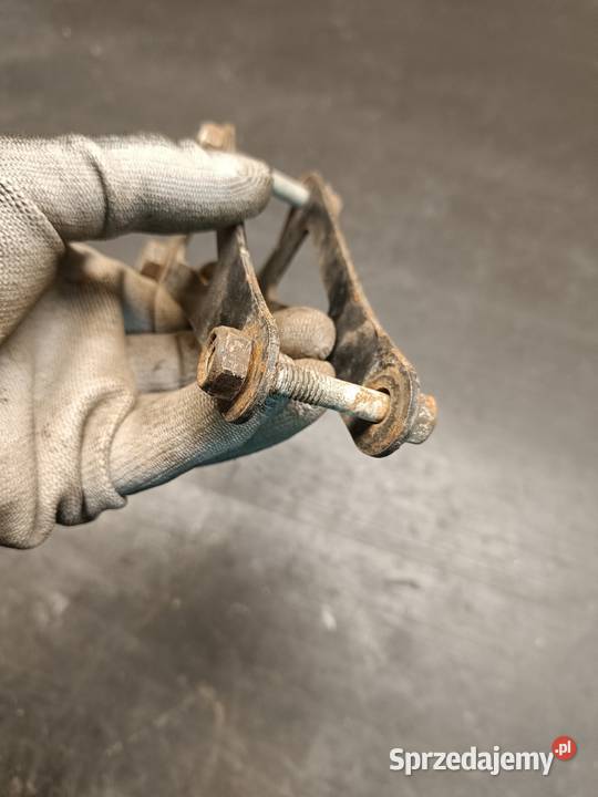 Uchwyt mocowanie silnika głowicy do ramy części Gołaczewy sprzedam