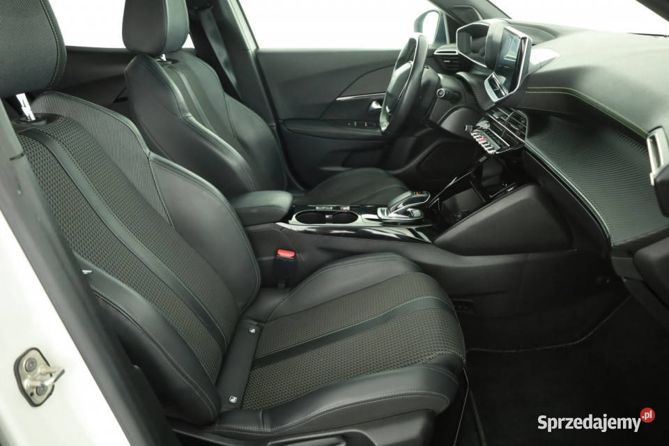 Peugeot e2008 50 kWh czujnik parkowania Samochody osobowe mazowieckie