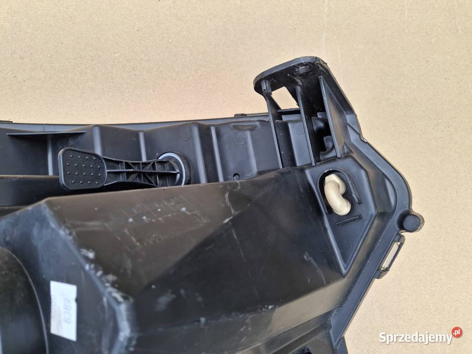 RENAULT MASTER IV 4 REFLEKTOR LEWY LED LAMPA Bieleń