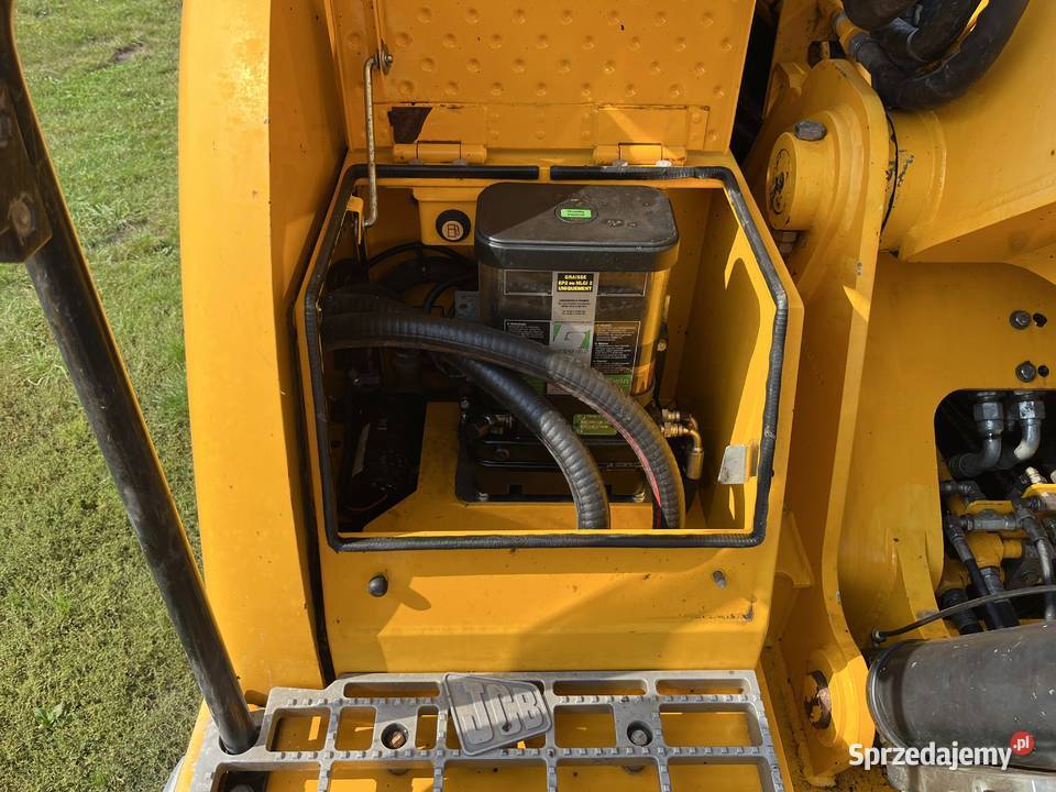 JCB JS145W koparka kołowa Świecie