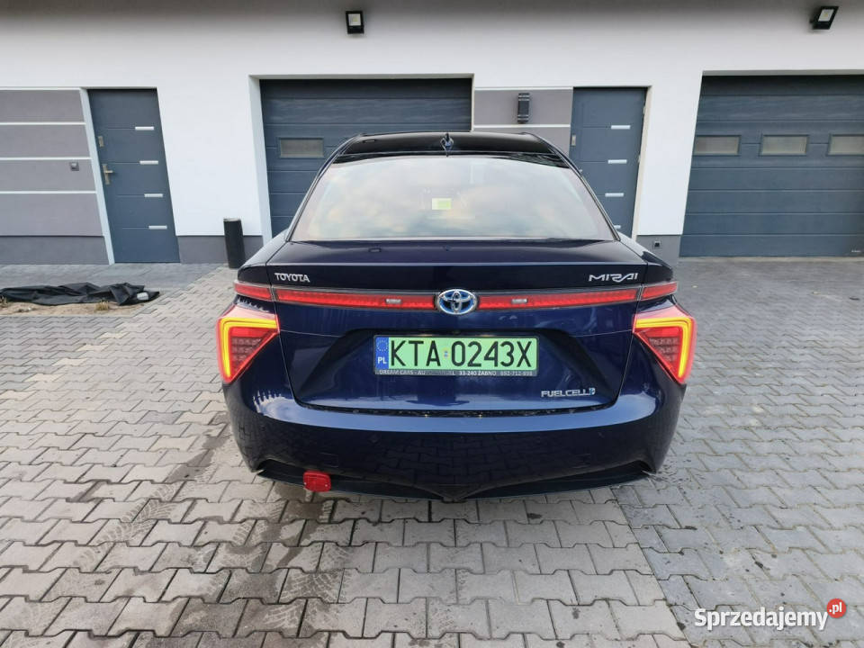 Toyota Mirai 29 zero emisyjnyperfekcyjny stan