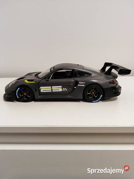 Porsche 911 GT2 RS Clubsport 25