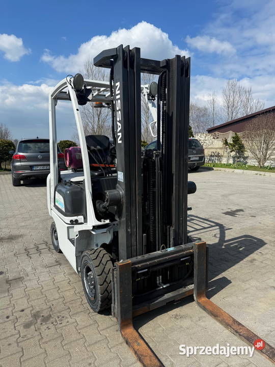 wózek widłowy NISSAN FG18 LPG Triplex 475m Działoszyn sprzedam