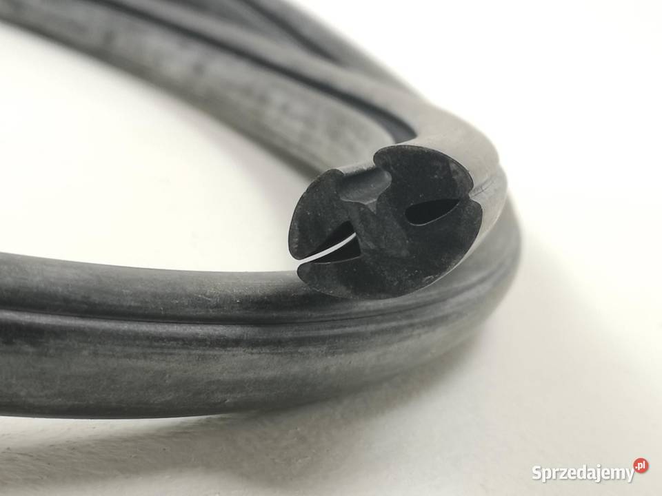 USZCZELKA SZYBY UCHYLNEJ IVECO FIAT NOWA