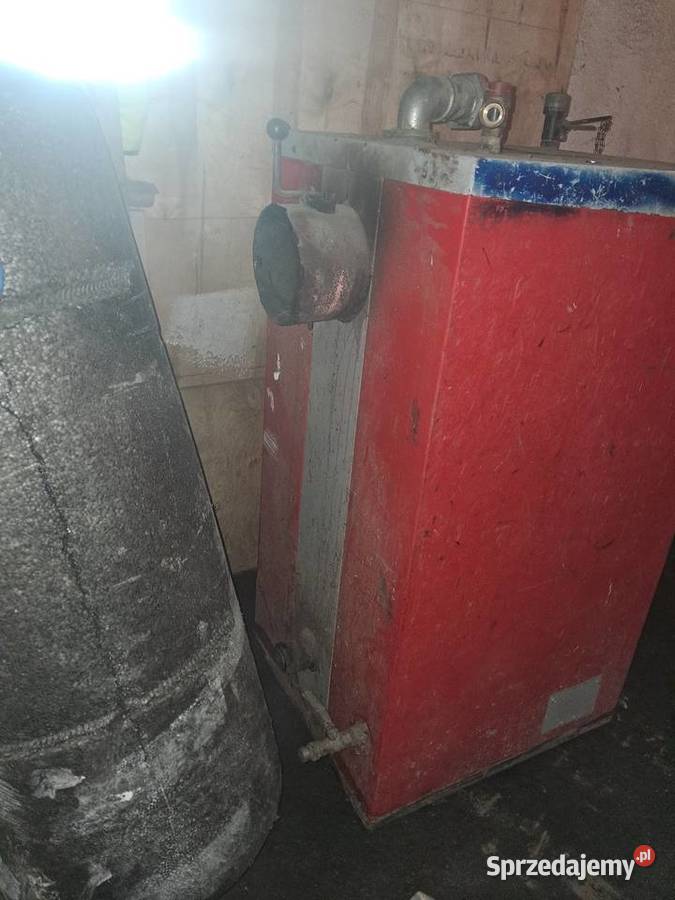 Piec na drewno i bolier stanie Morąg