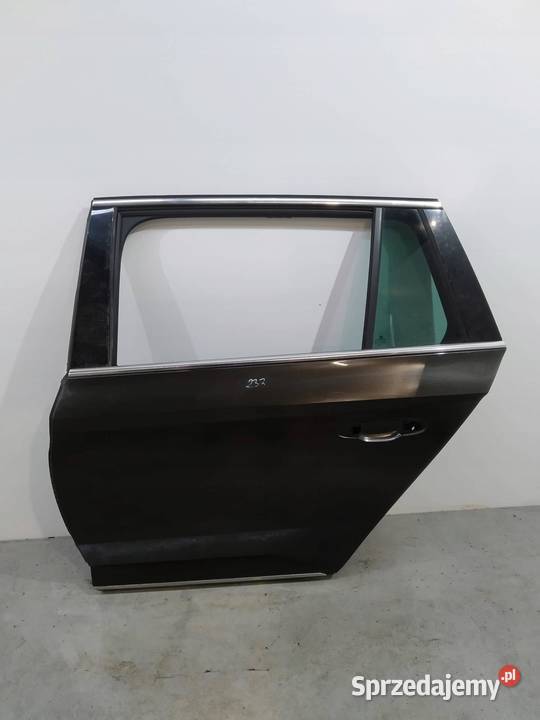 DRZWI LEWE TYŁ KOMBI Skoda Superb III 2015