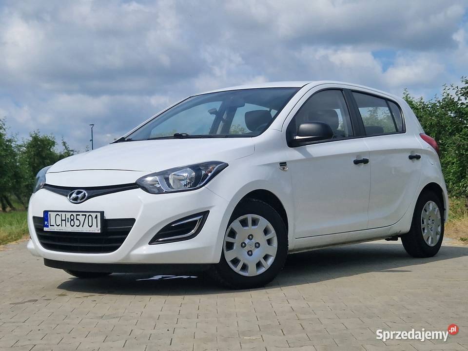 Hyundai I20 12 benzyna klima Bluetooth dużym Sandomierz sprzedam