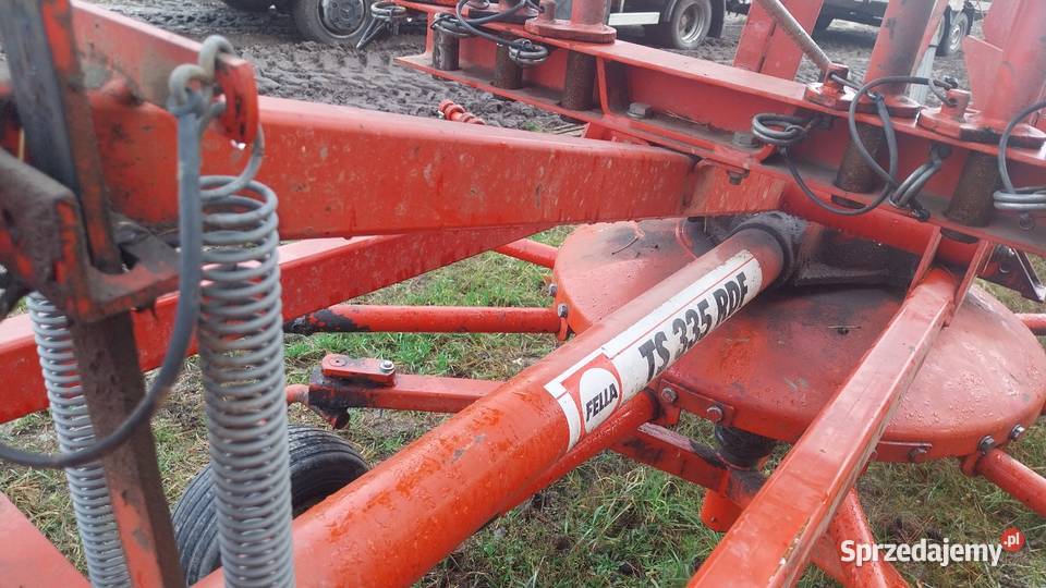 Zgrabiarka do siana FELLA