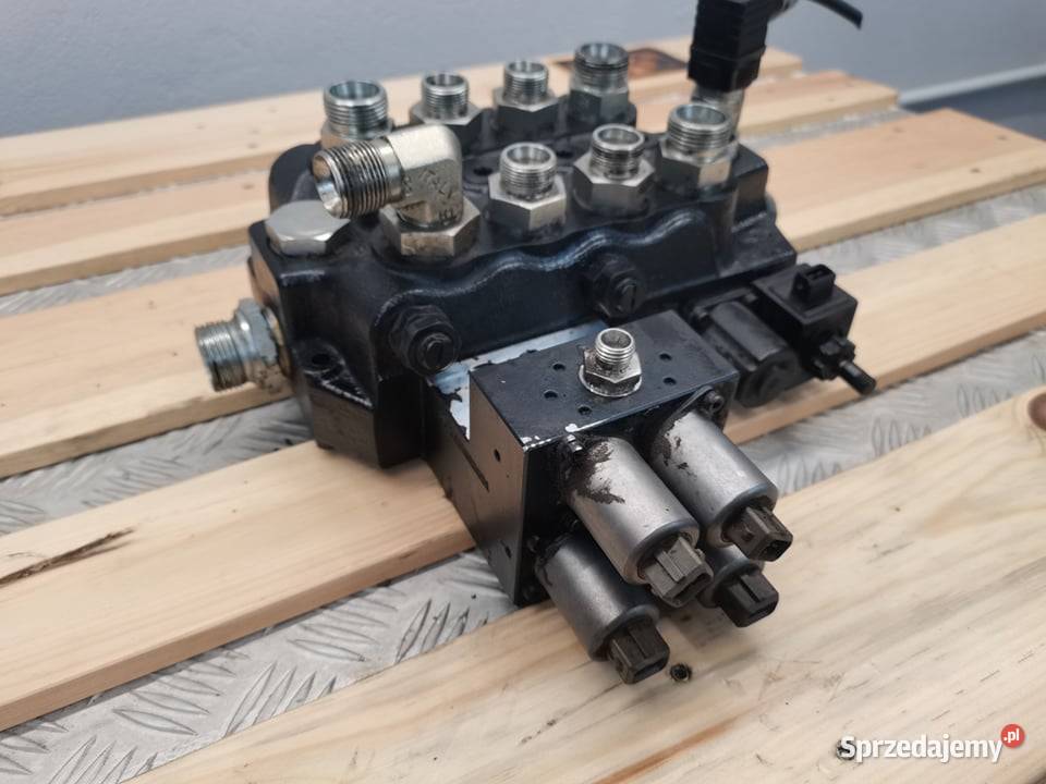 Rozdzielacz hydrauliczny Dieci Agrifarmer Pozostałe Wilkowo sprzedam