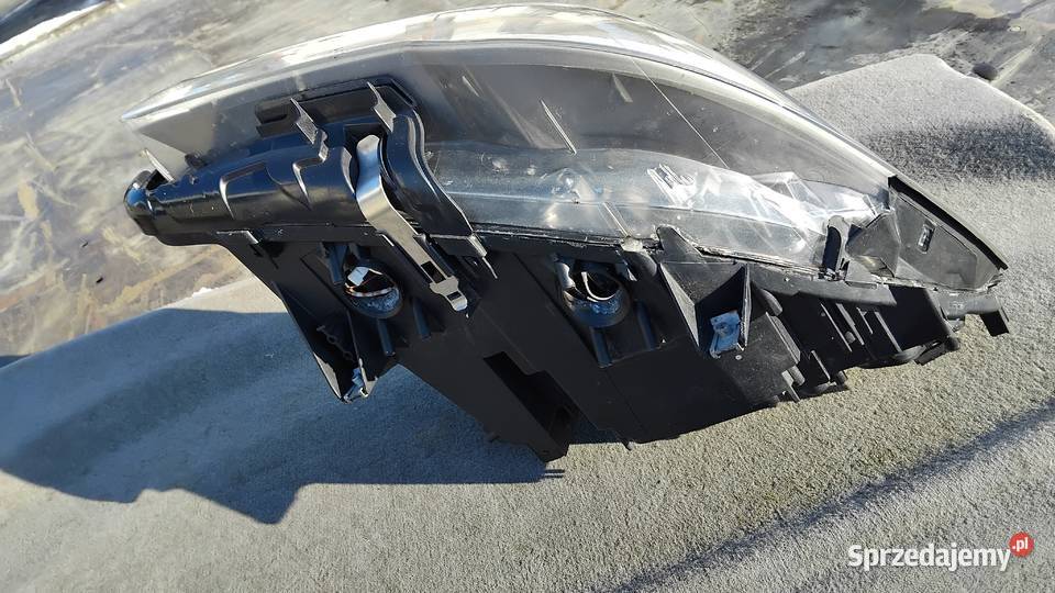 BMW 5 F10 F11 Bi xenon skrętny ORG EU podkarpackie Mielec