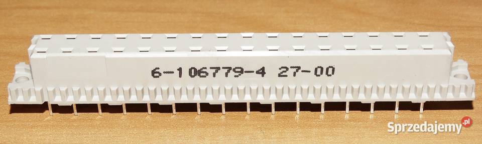 Złącze wtyk AMP 61067794 32 PIN żeński prosty Gliwice sprzedam