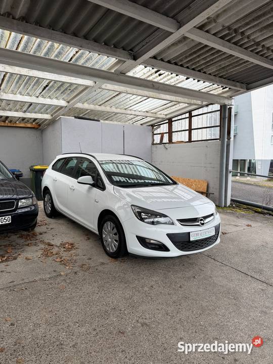 OPEL ASTRA J 14 2014 pełna historia serwisowa Gorzów Wielkopolski