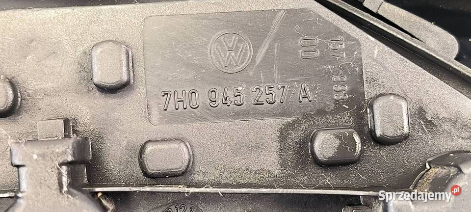 LAMPA LEWA TYŁ VOLKSWAGEN TRANSPORTER T5