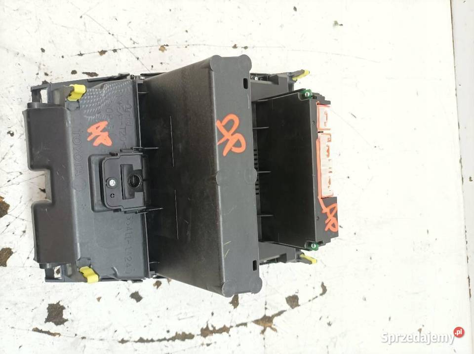 PANEL NAWIEWU 559301239 Toyota Corolla IX