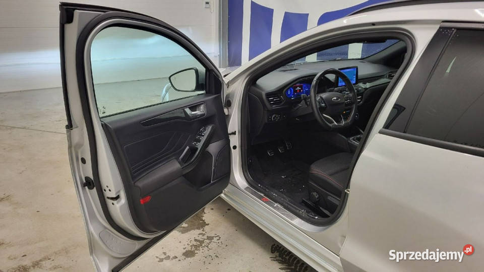 Ford Focus 10 EcoBoost mHEV STLine X Kombi Mk4