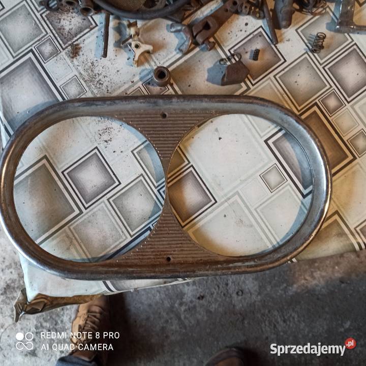 Fiat 13001500 ramka reflektora Błaszki