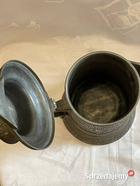 Kufel cynowy z pokrywką scena rodzajowa Antyki Kraków