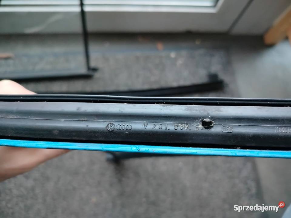 Komplet okna szyby trójkątne nieuchylne z osobowe Części samochodowe Ruda Śląska